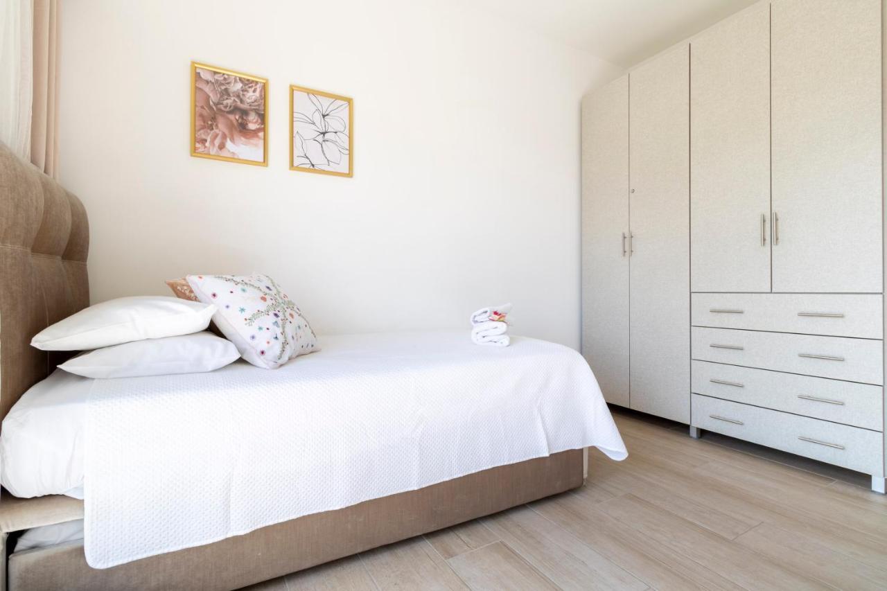 Luxury Three-Bedroom/Terrace Over Old City View Baitulmaqdis Luaran gambar