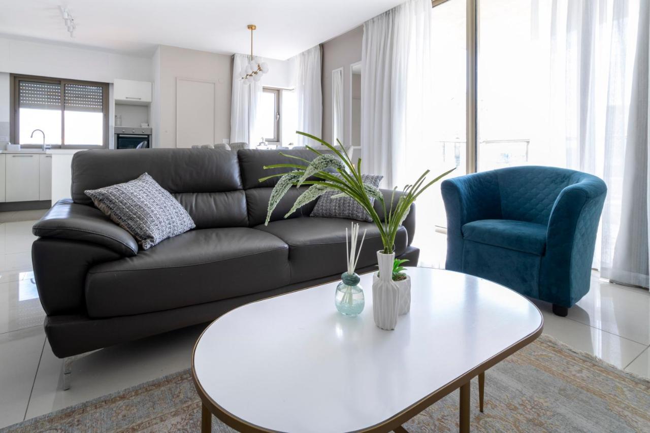 Luxury Three-Bedroom/Terrace Over Old City View Baitulmaqdis Luaran gambar