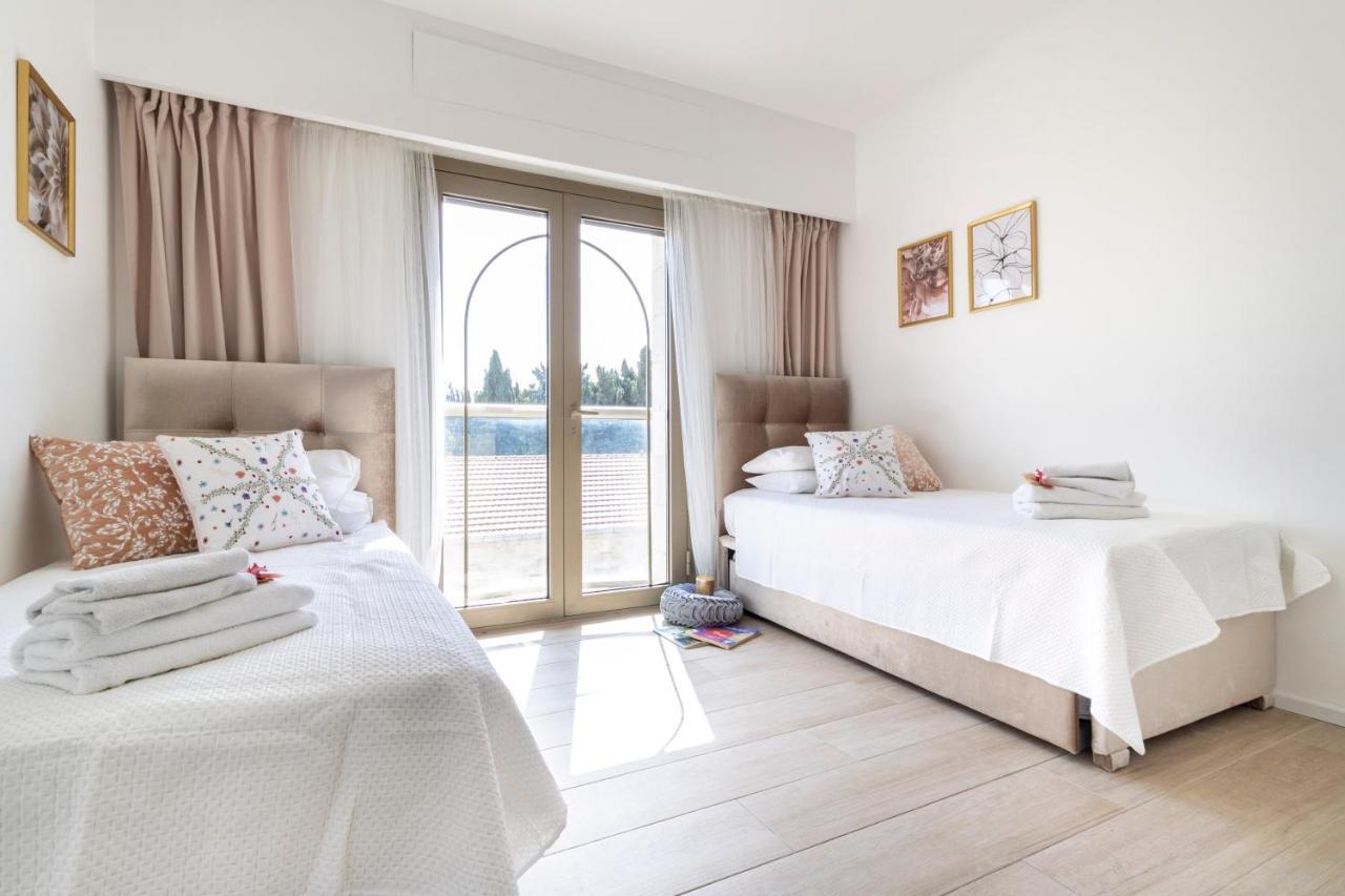 Luxury Three-Bedroom/Terrace Over Old City View Baitulmaqdis Luaran gambar
