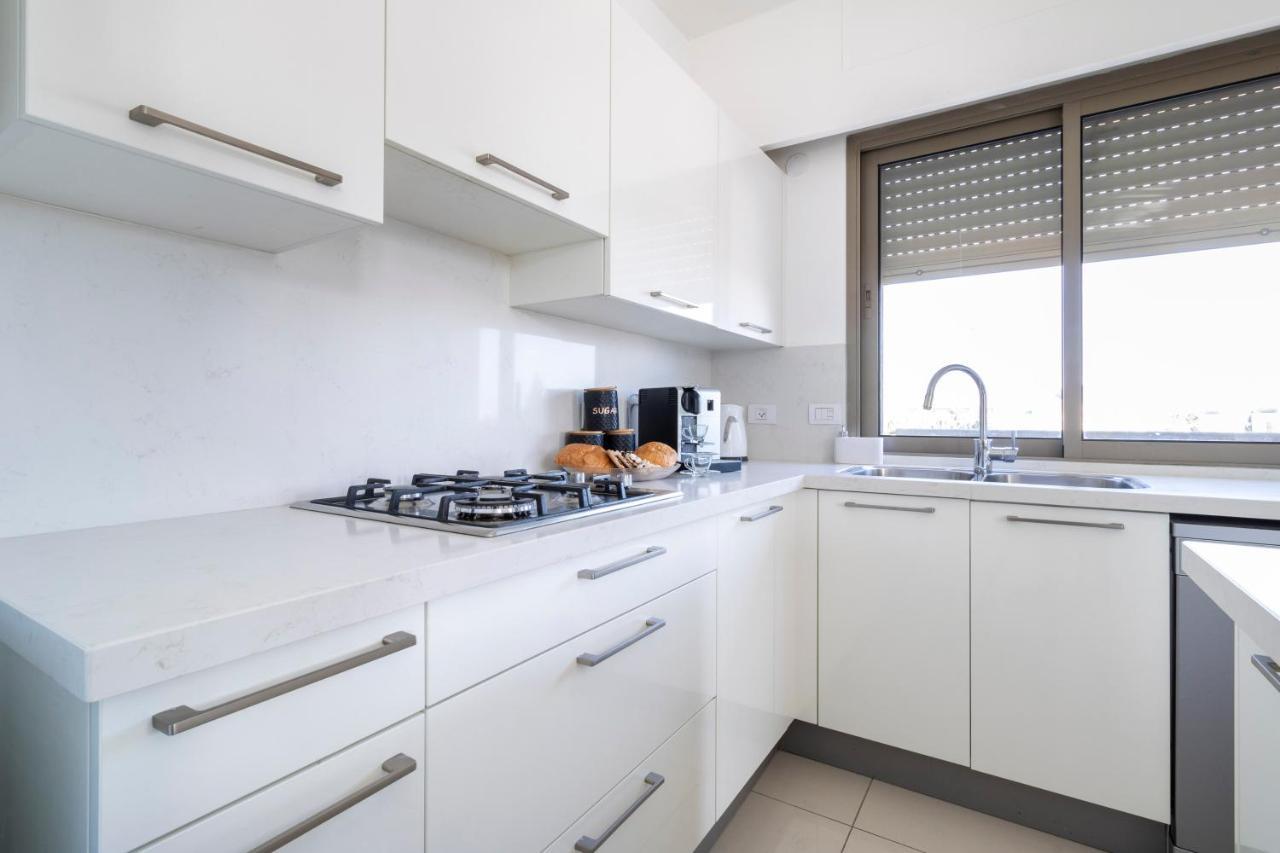 Luxury Three-Bedroom/Terrace Over Old City View Baitulmaqdis Luaran gambar