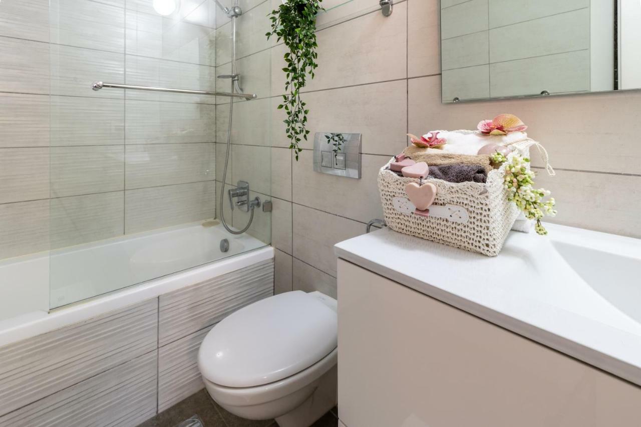 Luxury Three-Bedroom/Terrace Over Old City View Baitulmaqdis Luaran gambar